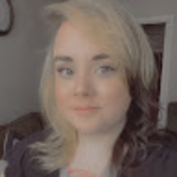 Meet your Posher, Jessica - Picture 1 of 1